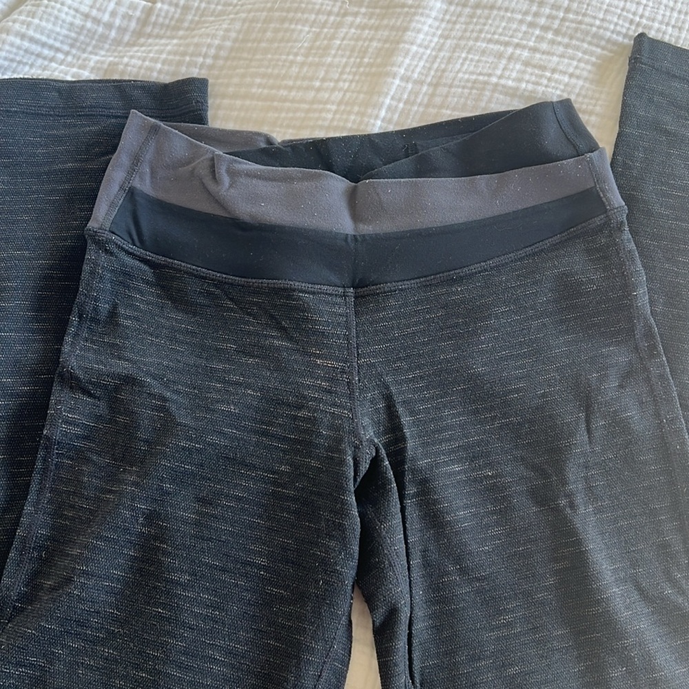 Lululemon Boot Cut Grey Leggings - Picture 5 of 7